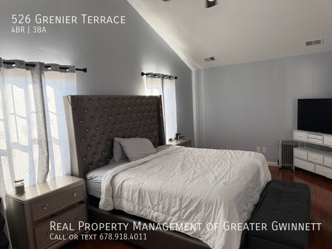 Building Photo - 526 Grenier Terrace NE