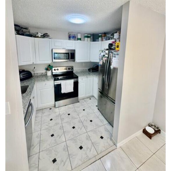 Building Photo - 21204 Harbor Way