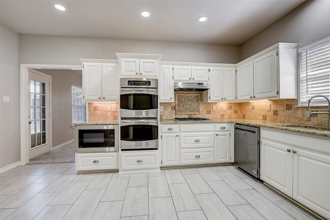 Building Photo - 4713 Portrait Ln