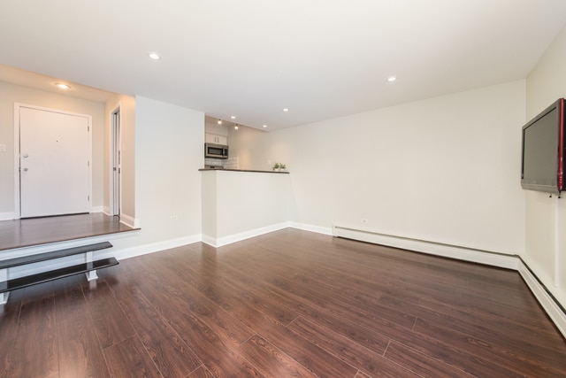 Building Photo - 6121 W Higgins Ave