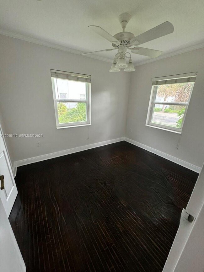 Building Photo - 7740 SW 54th Ct
