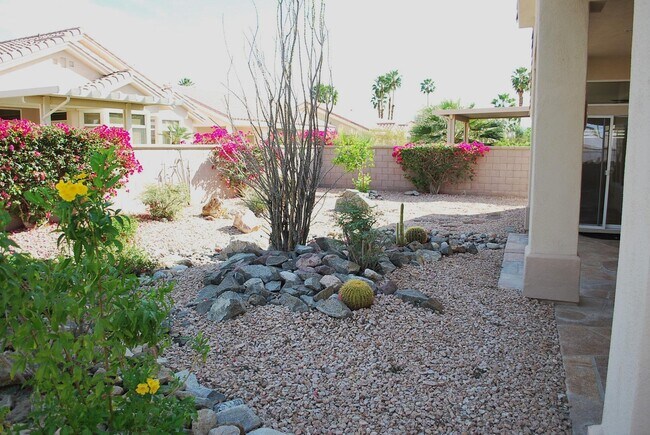 Building Photo - 78900 Champagne Ln
