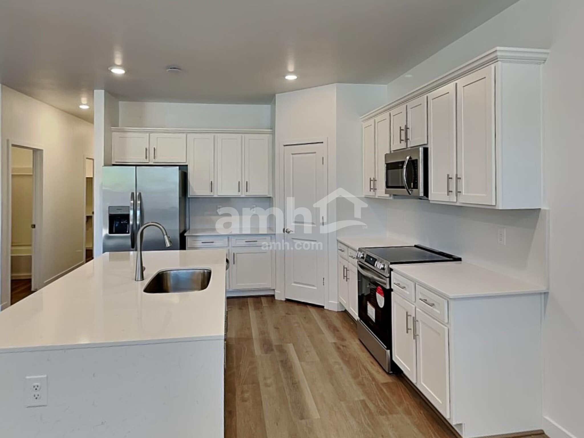 Building Photo - 6533 E Paseo Alga