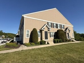 Building Photo - 5993 Valley Forge Dr