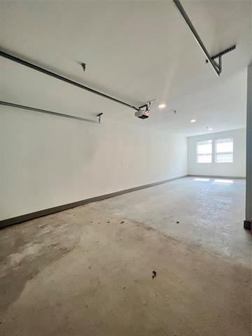 Building Photo - 4026 McEwen Rd