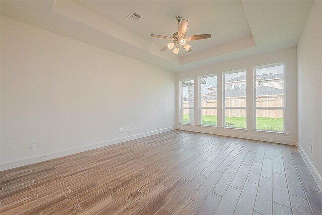 Building Photo - 29803 Breezy Pnes Lp