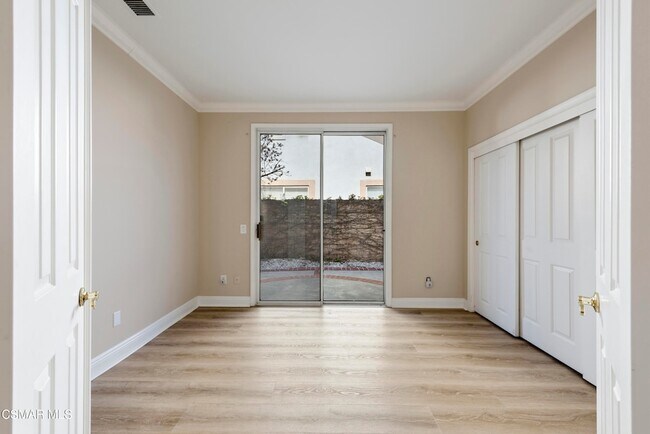 Building Photo - 1811 Fox Springs Cir