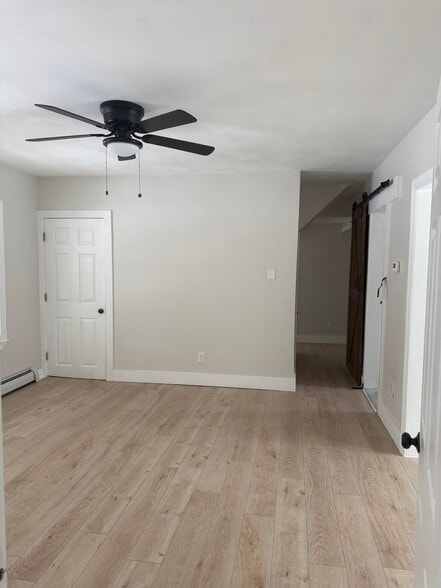 Living Room - 567 Thacher St