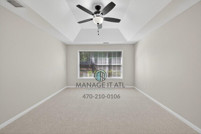 Building Photo - Meticulously maintained 3 Bedroom ranch ho...