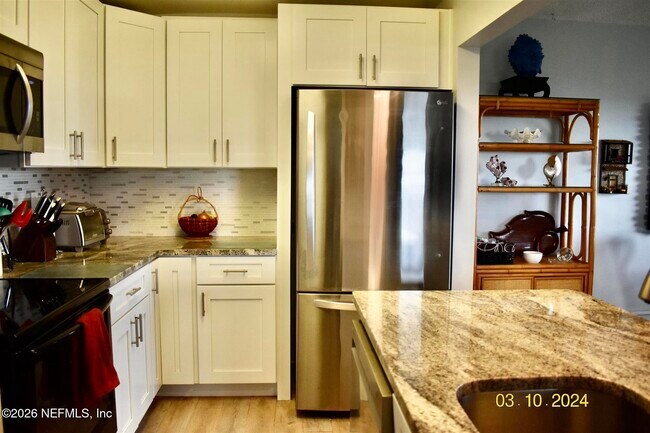 Building Photo - 15 Cartagena Ct