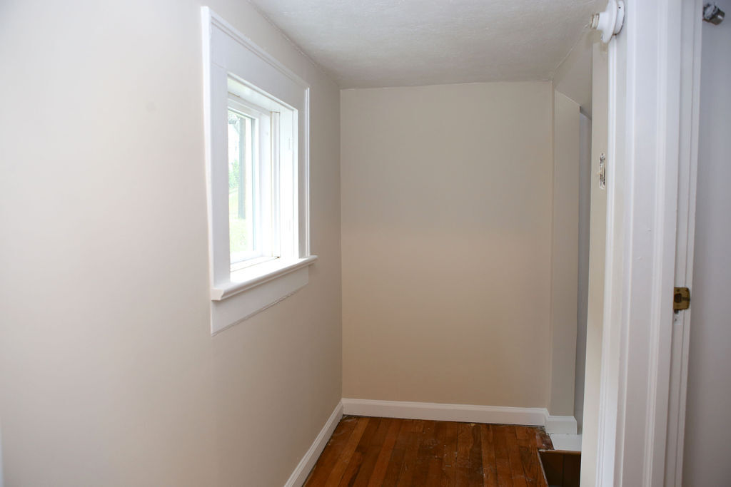 Building Photo - 1806 Walker Ave