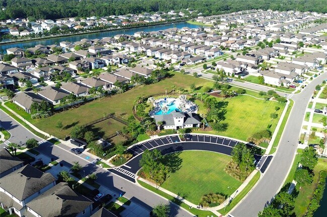 Building Photo - 30600 Thunderbird Dr