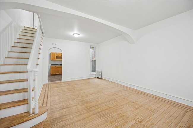 Building Photo - 3833 Pennsgrove St