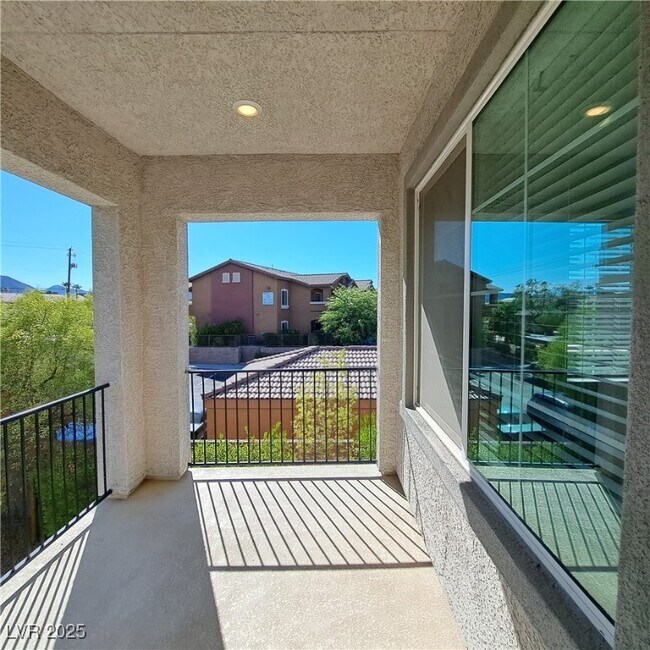 Building Photo - 965 Nevada State Dr