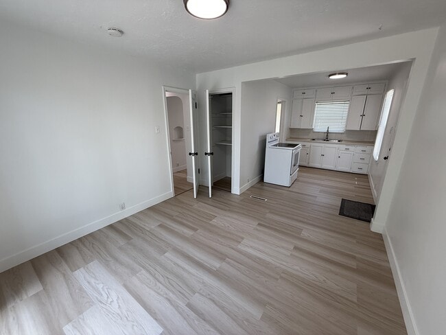 Building Photo - 4250 S 1300 E