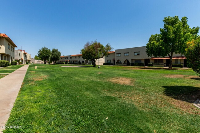Building Photo - 6825 E Osborn Rd