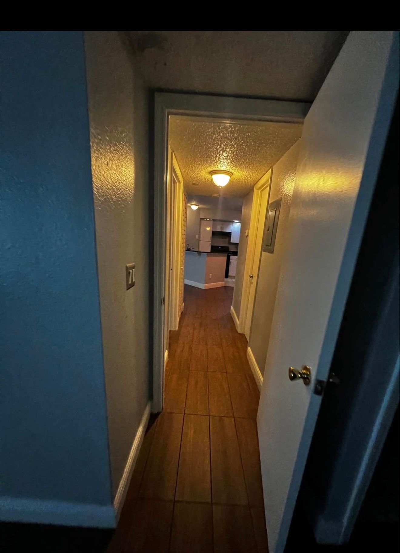 Interior view - 4658 Commander Dr