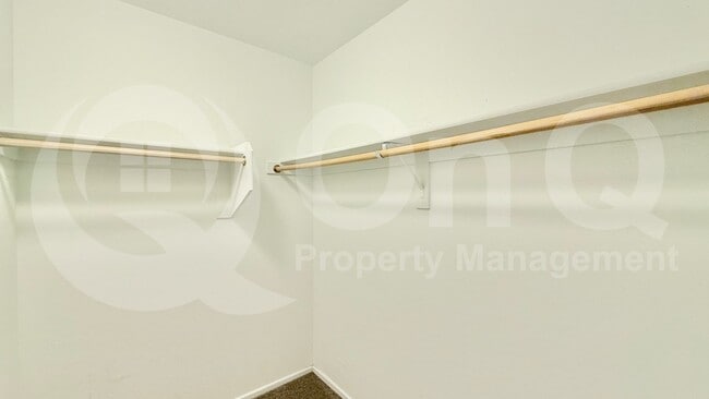 Building Photo - 1250 Abbey Ln