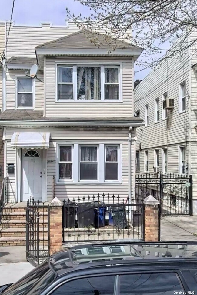 Primary Photo - 134-17 101st Ave