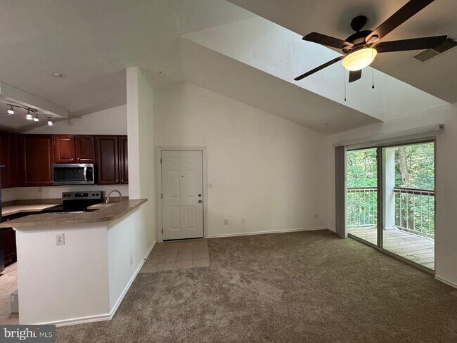Building Photo - 18518 Boysenberry Dr