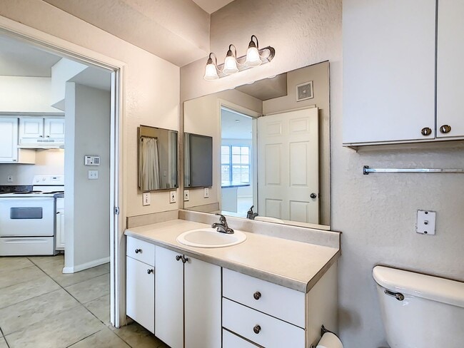 Building Photo - North Quarter of Downtown Orlando, convenient to Ivanhoe District
