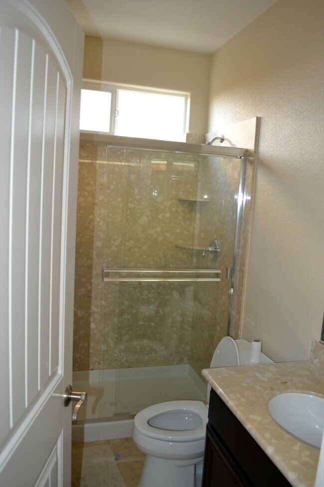 Building Photo - 2510 Amantea Way