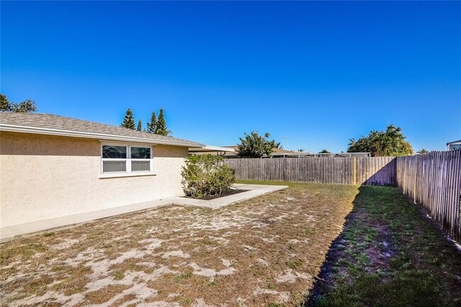 Building Photo - 3410 Trask Dr