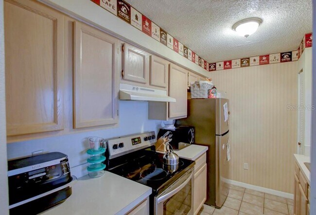 Building Photo - 637 Kensington Lake Cir