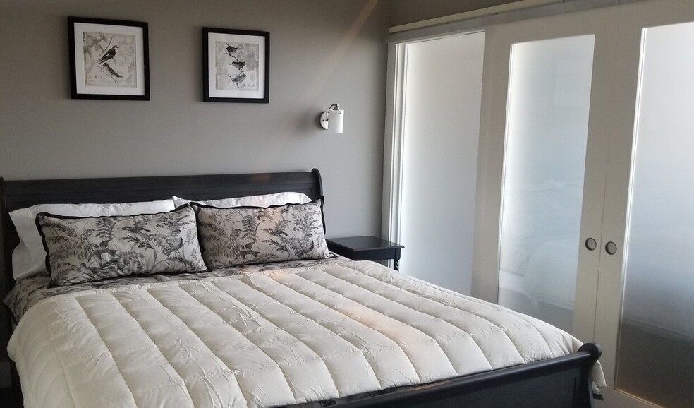 Bedroom with Adjustable King Bed - 3066 S Bown Way