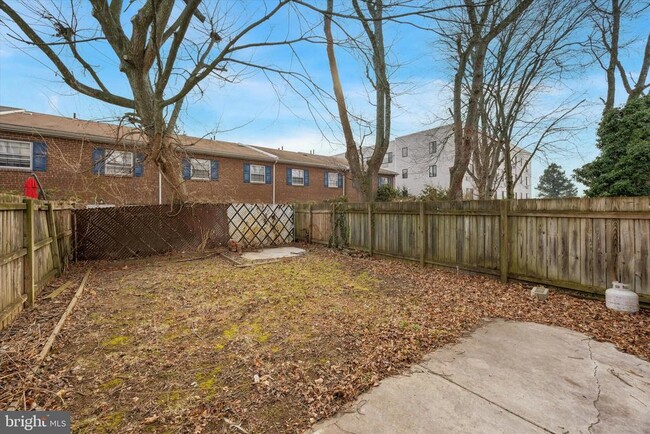 Building Photo - 455 Delmar St