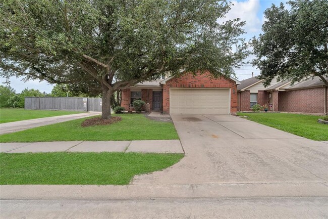 Building Photo - 24422 Lakecrest Village Dr
