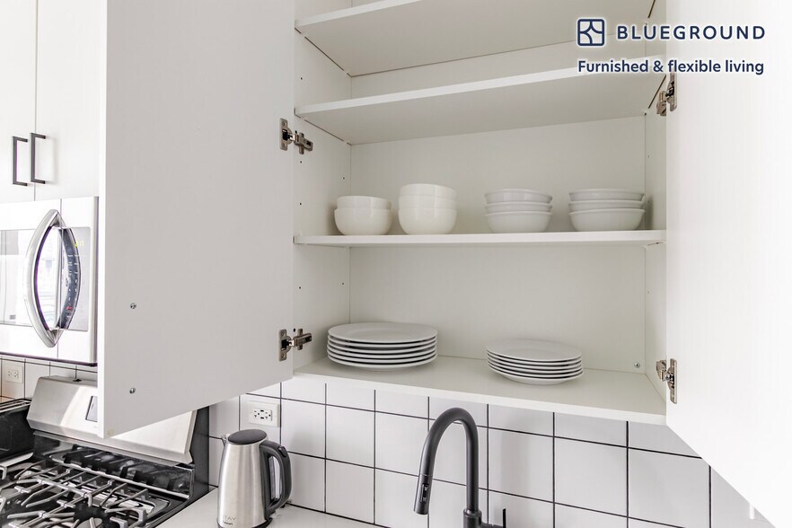 Building Photo - 61 W Erie St