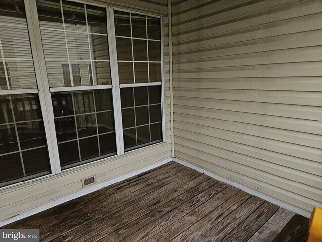 Building Photo - 21845 Baldwin Square