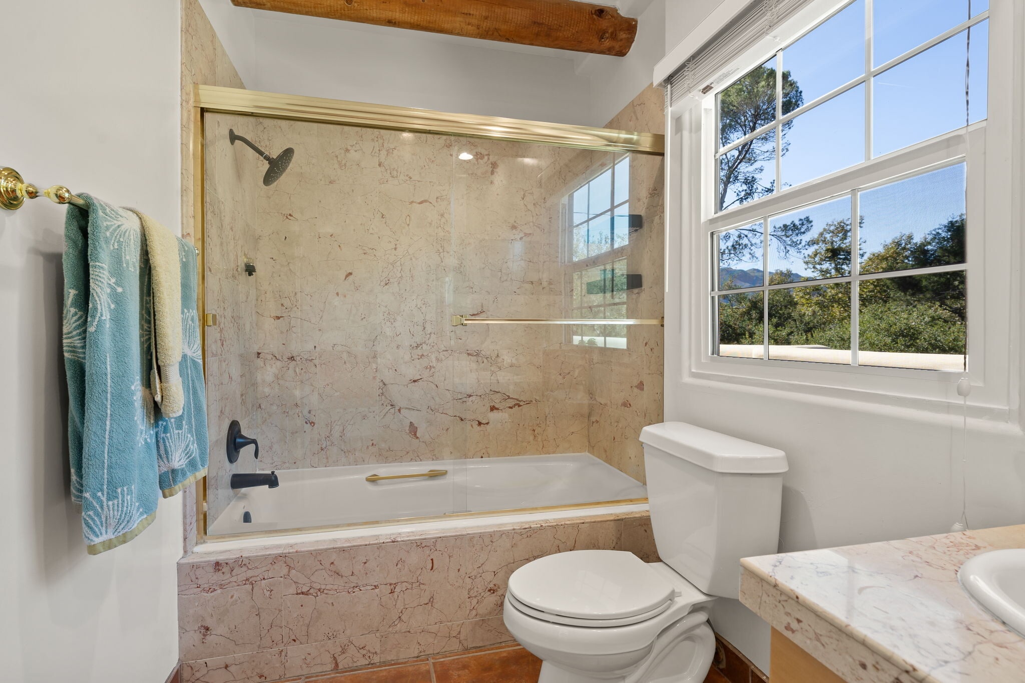 Building Photo - 25648 Timpangos Dr