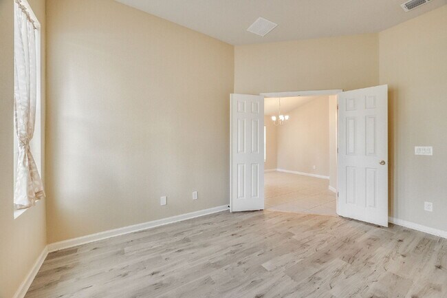 Building Photo - Bay Meadows Gated Community