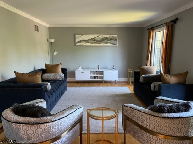 Building Photo - 87 Highland Cir