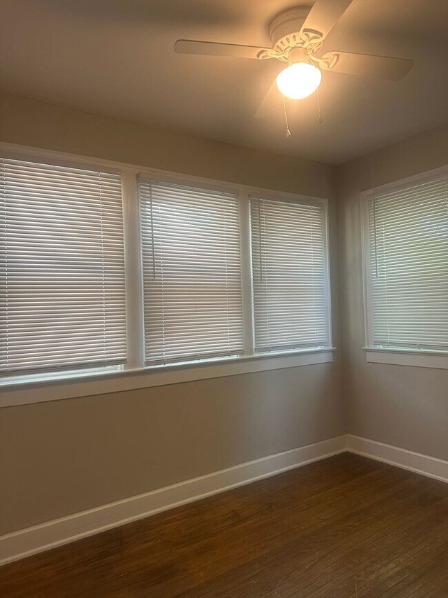 Building Photo - Welcome to your new home in Columbus, OH!