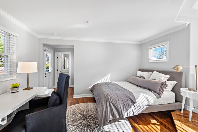 Building Photo - 20 Cape Danbury