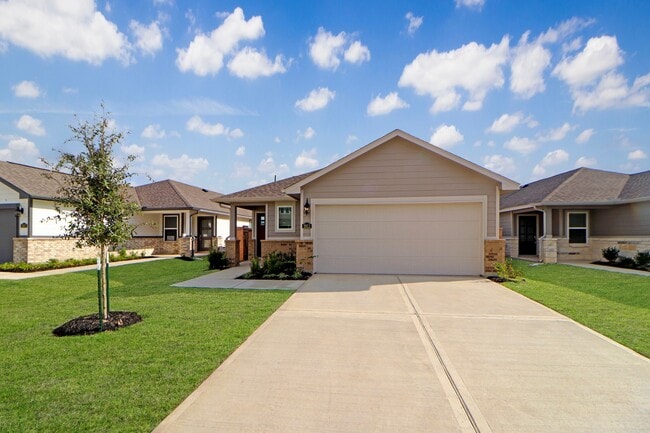 Primary Photo - 2611 Cactus Rnch Ln