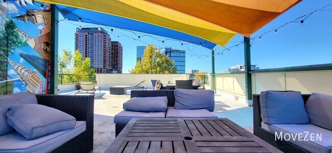 Building Photo - 115 E Park Ave