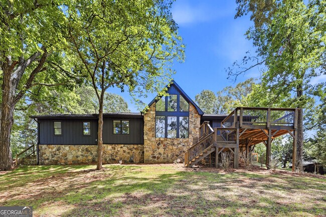 Building Photo - 4225 Twin Rivers Dr