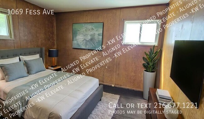 Building Photo - 1069 Fess Ave