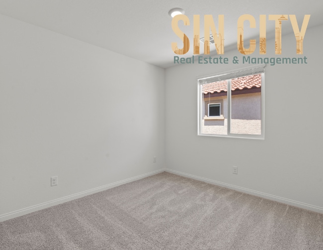 Building Photo - 7660 Love Spgs Ln