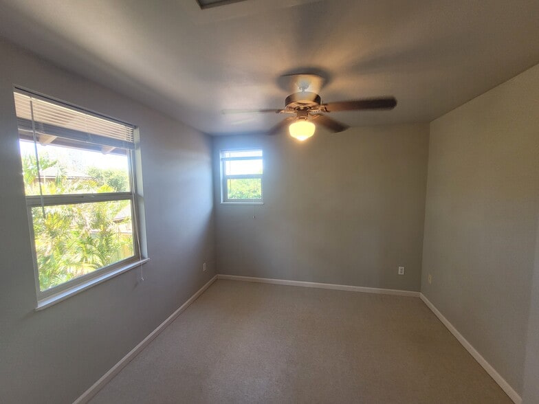 Bedroom 3 - Upstairs - 28 Hoku Pl