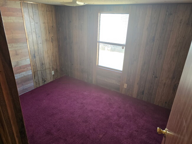 Building Photo - 472 Ruben Wells Rd