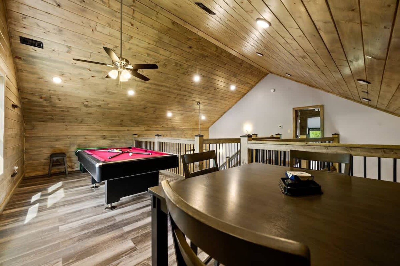 Building Photo - 2609 Stonebrook Dr