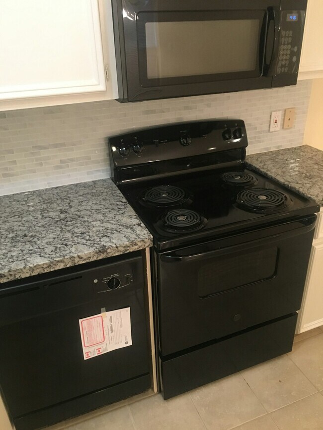 Building Photo - 10642 Logger Pines Trail