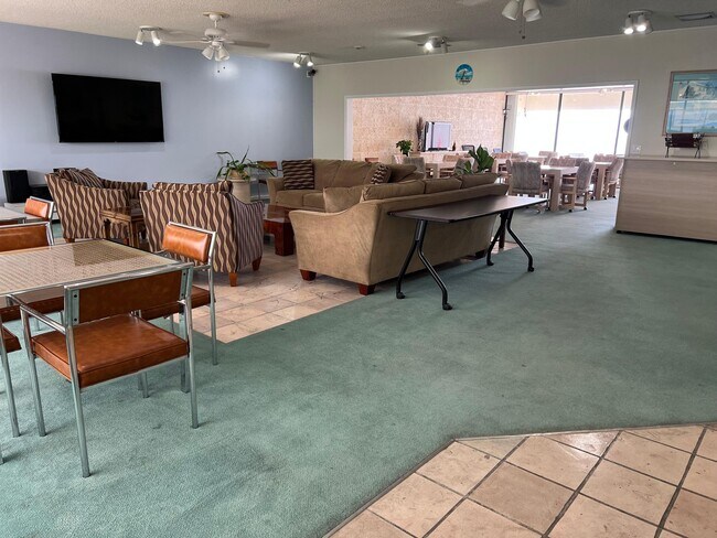 Building Photo - 3540 S Ocean Blvd