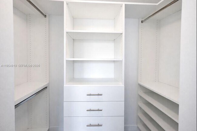 Building Photo - 45 SW 9th St