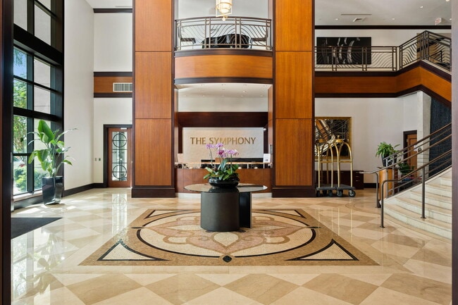 Building Photo - 600 W Las Olas Blvd